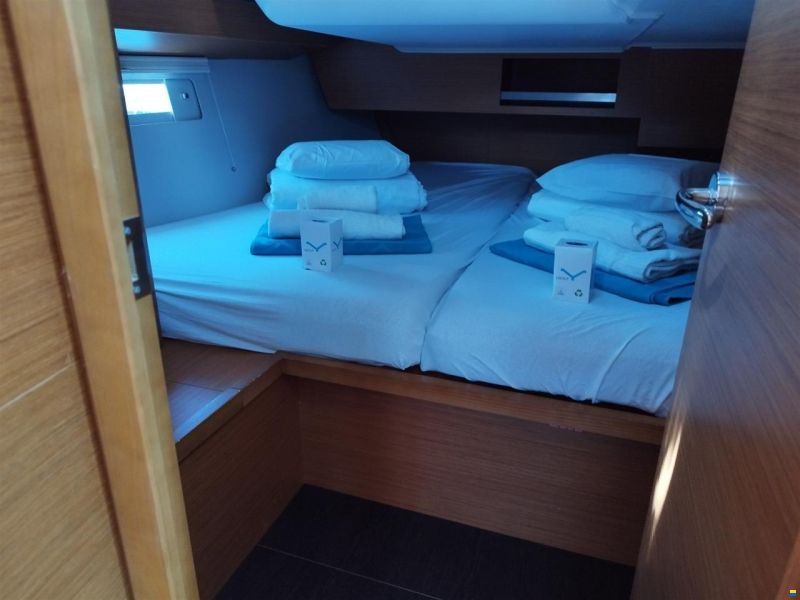 Dufour 430