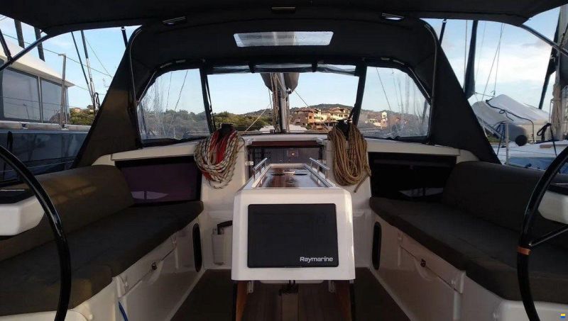 Dufour 430