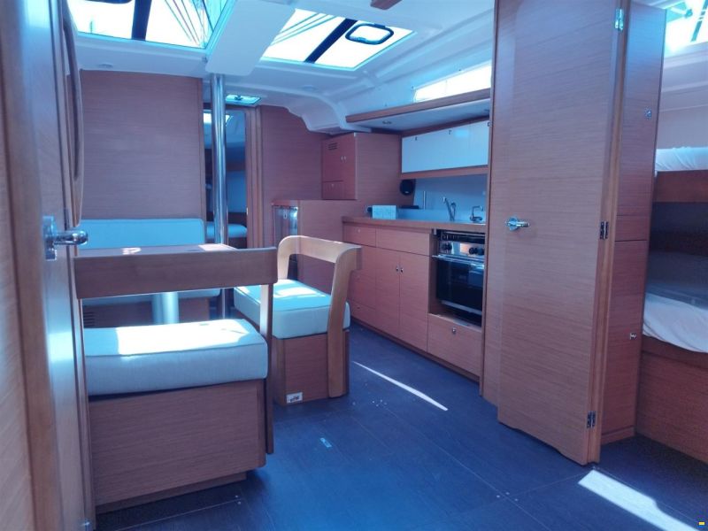 Dufour 430