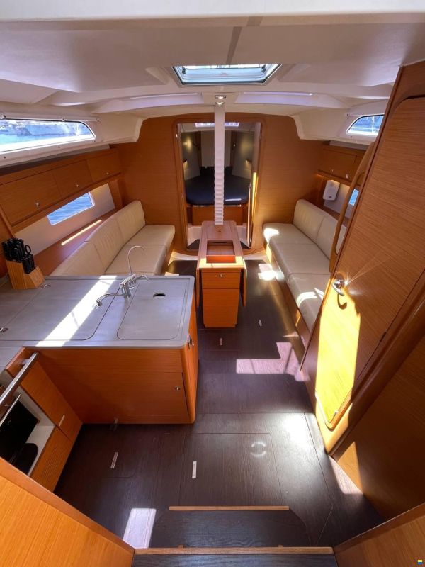 Dufour 37