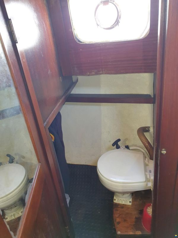 Nauticat 33