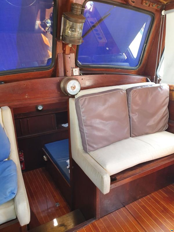 Nauticat 33