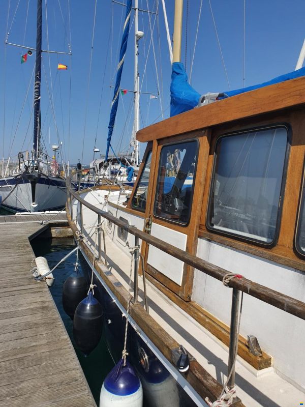 Nauticat 33