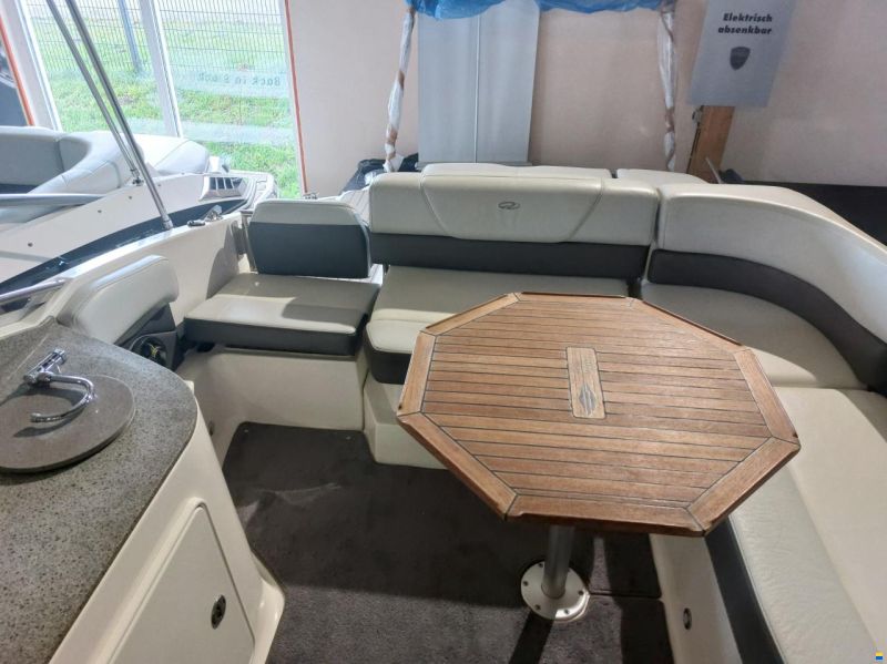 Regal 2550