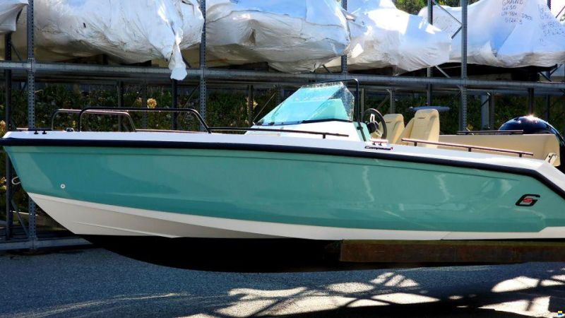 Compass Boats 6s