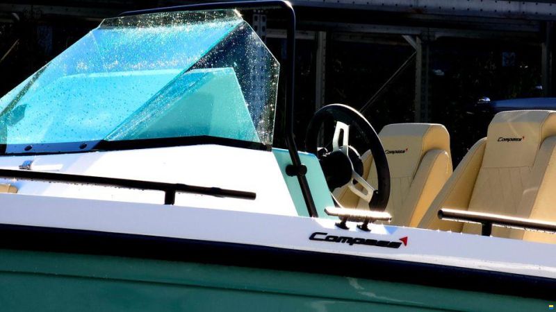 Compass Boats 6s