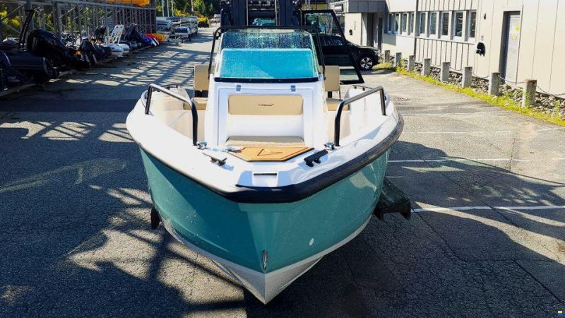 Compass Boats 6s