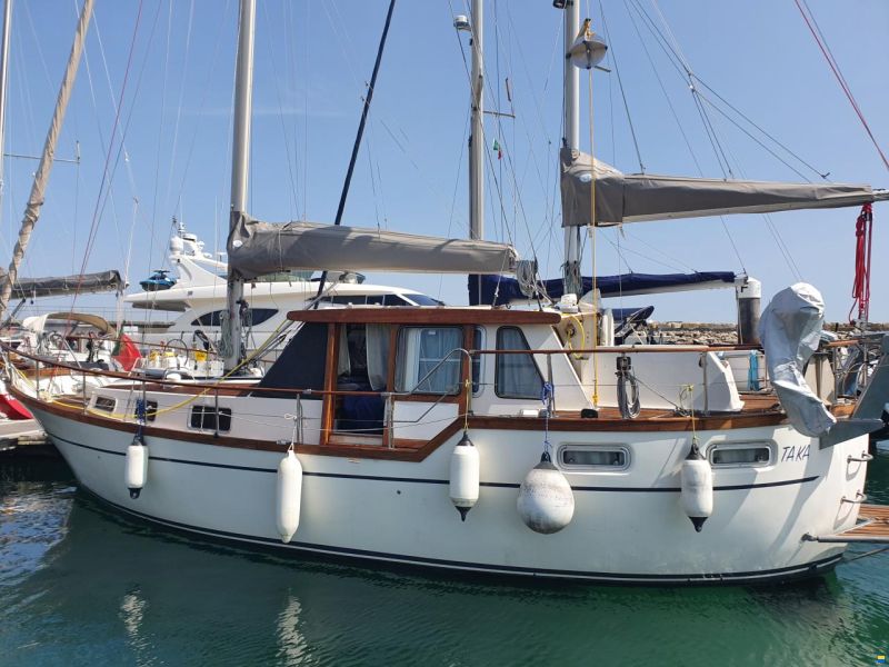Nauticat 33