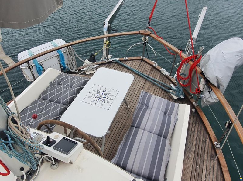 Nauticat 33