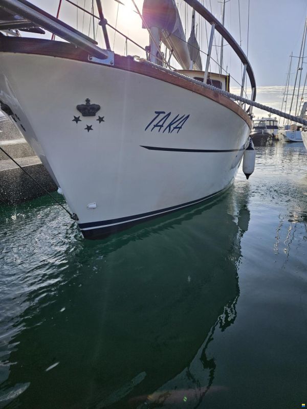 Nauticat 33
