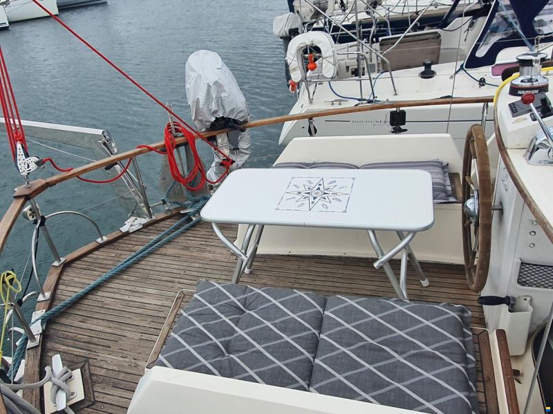 Nauticat 33