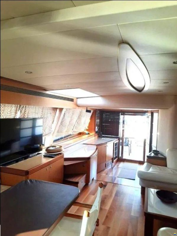Ferretti 630