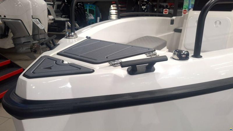 Compass Boats 160e