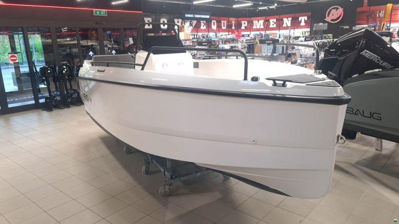 Compass Boats 160e