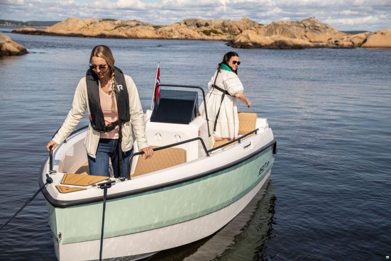 Compass Boats 160e