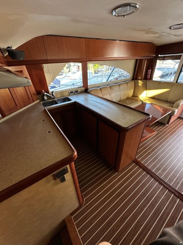 Luhrs 41 Convertible