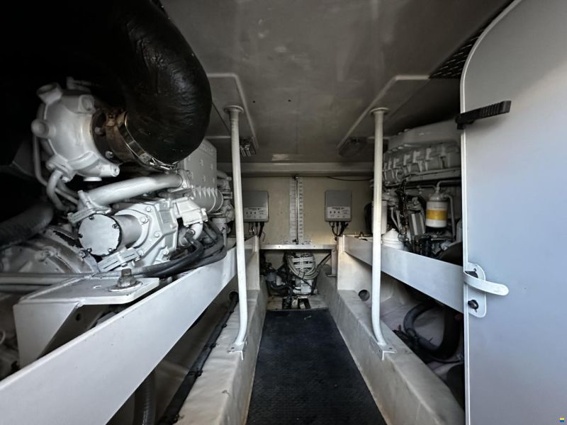 Luhrs 41 Convertible