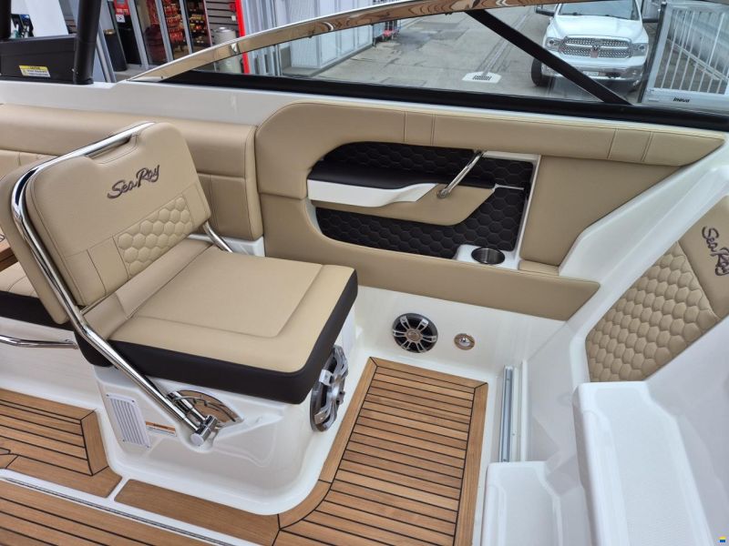 Sea Ray Sun Sport 250 Europe