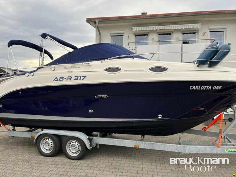 Sea Ray Sundancer 255