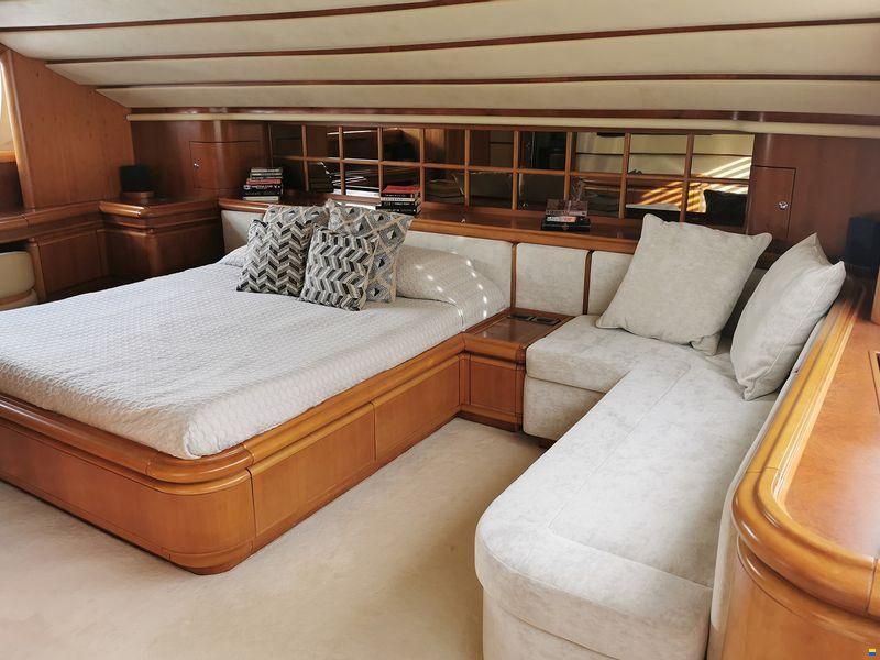 Ferretti Group Custom Line 94
