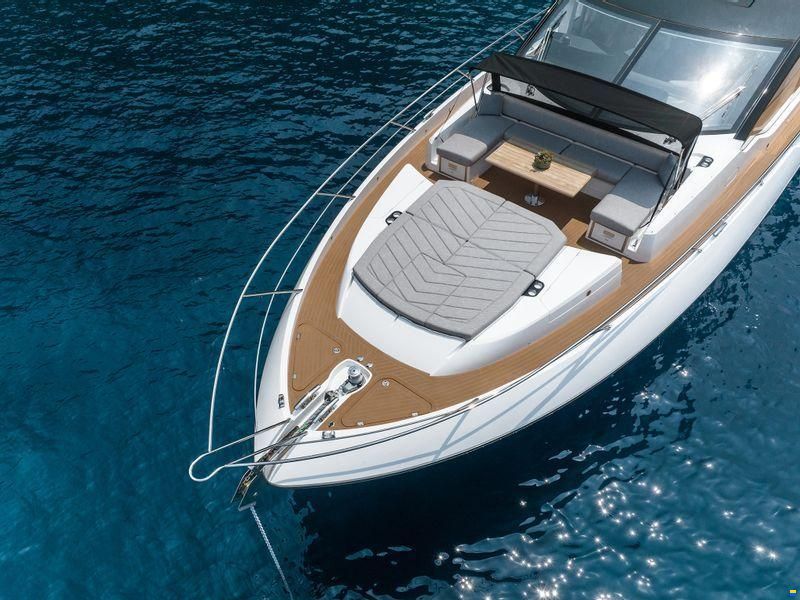 Sunseeker 75 Sport Yacht