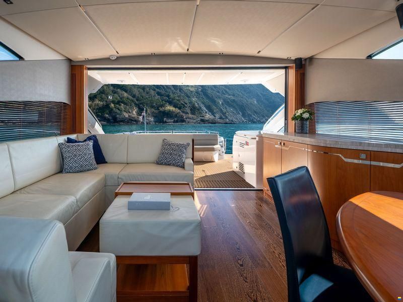 Sunseeker Predator 68
