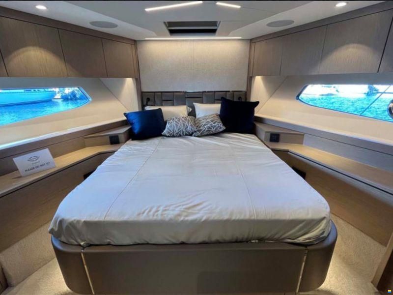 Sunseeker Manhattan 68