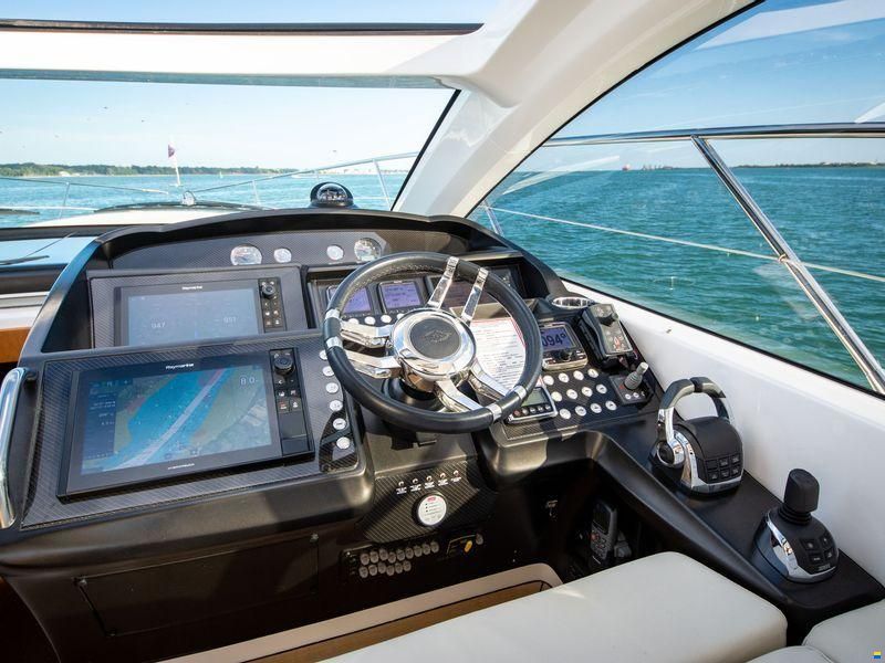 Sunseeker San Remo 485