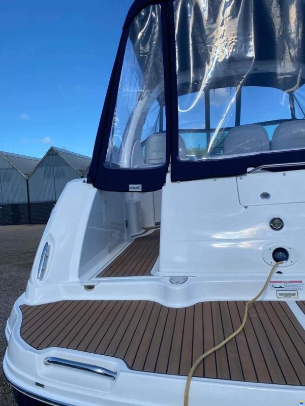 Sea Ray 375 Sundancer