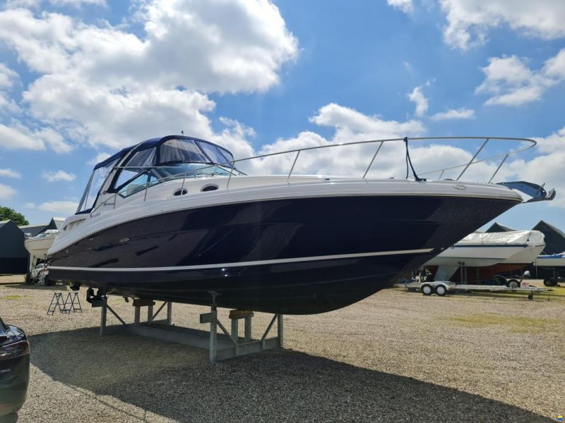 Sea Ray 375 Sundancer