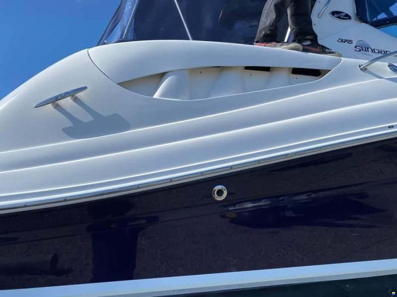 Sea Ray 375 Sundancer