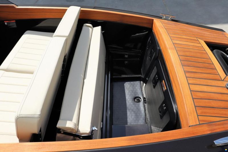 VTS Boats Flying Shark 4.2