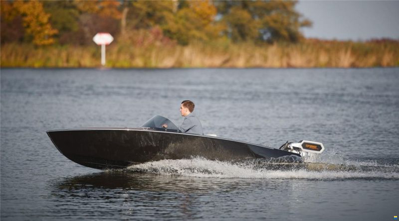 VTS Boats Flying Shark 4.2