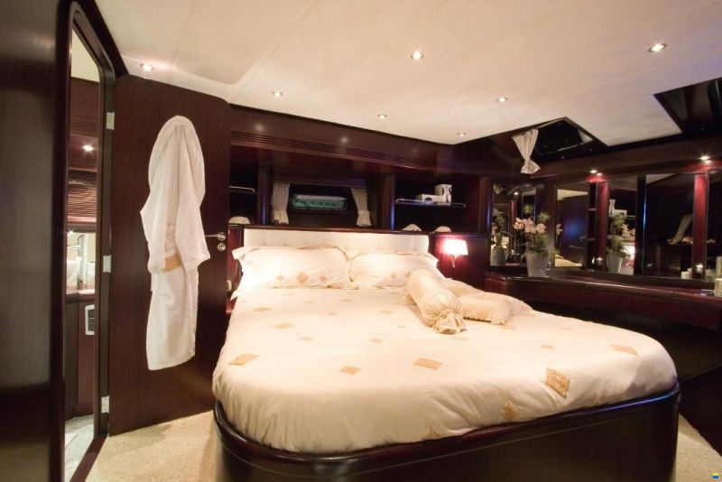 Pacific Prestige 200