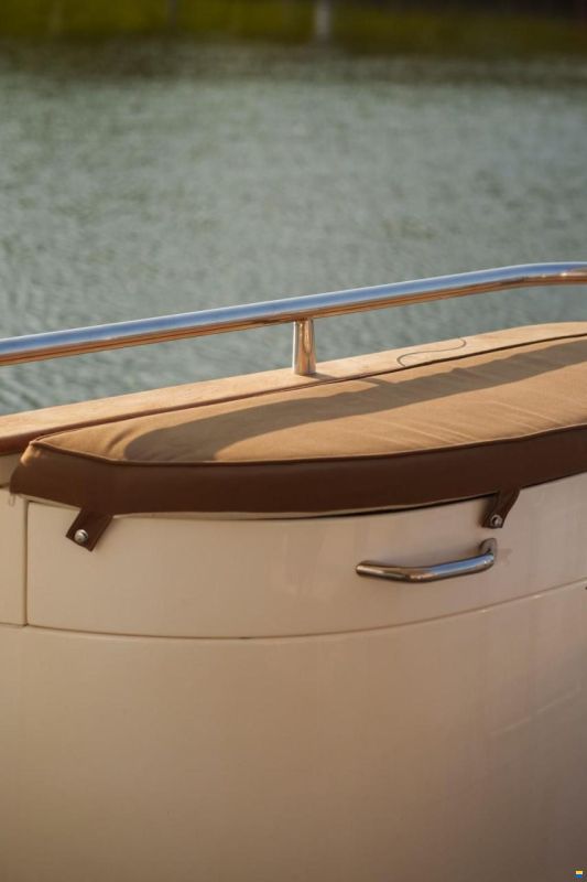 Elegance 54