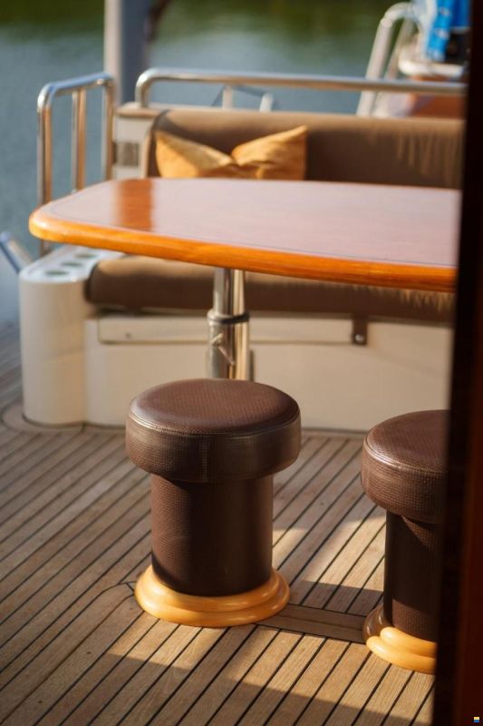 Elegance 54