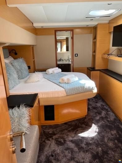 Fountaine Pajot Sanya 57
