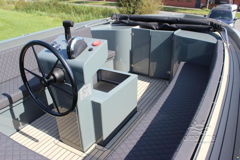 Blackfish Reallife 750 Cabin