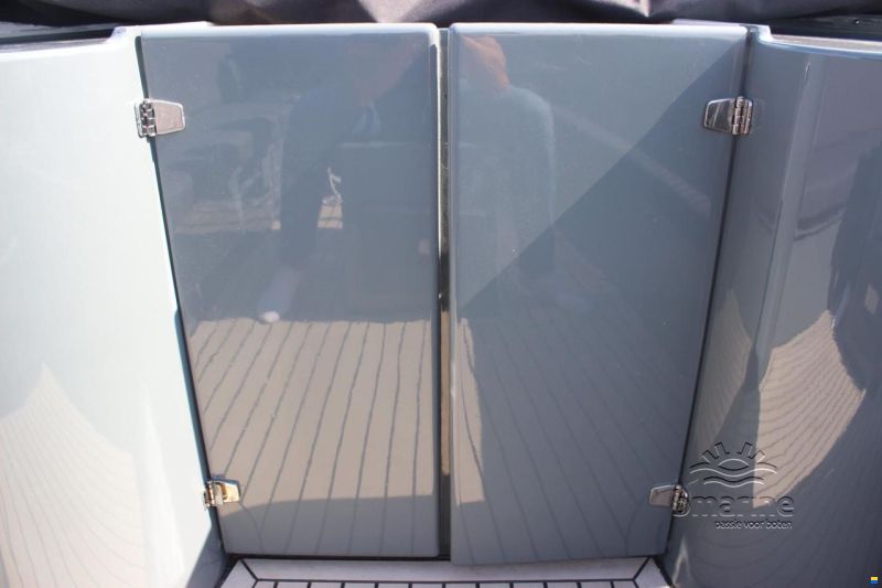 Blackfish Reallife 750 Cabin