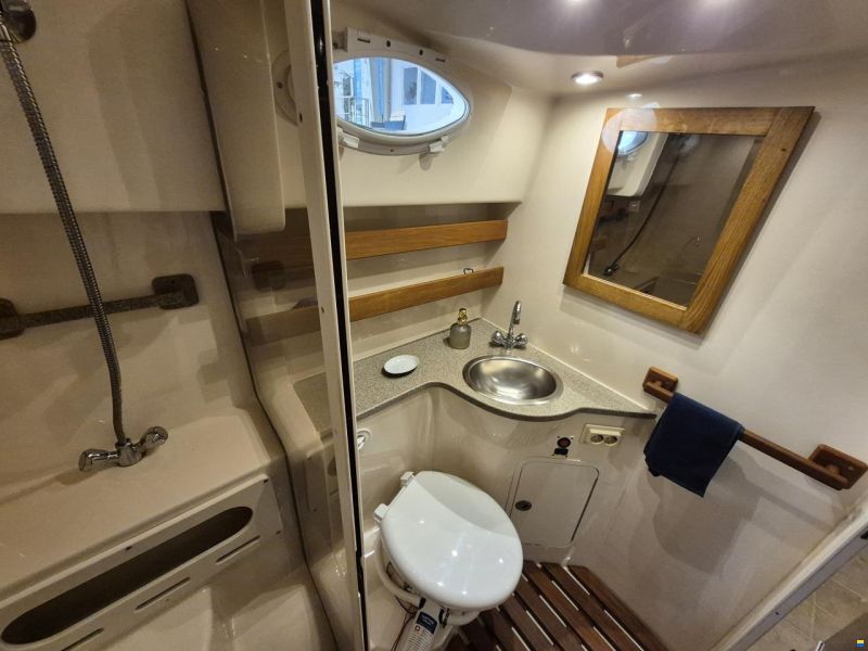 Rinker 342 FIESTA VEE