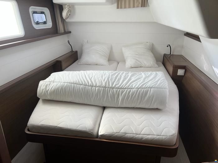 Lagoon 450