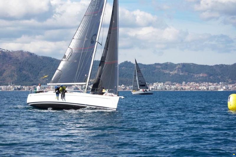 Grand Soleil 37 B&C
