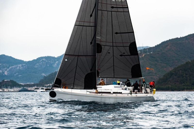 Grand Soleil 37 B&C