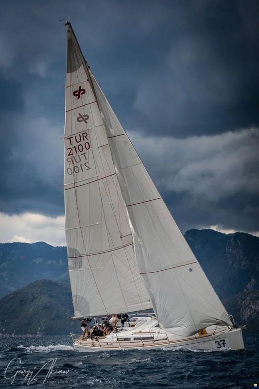 Grand Soleil 37 B&C