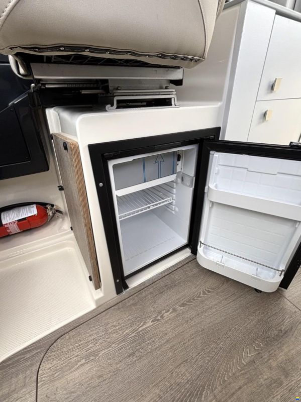 Quicksilver 705 Weekend