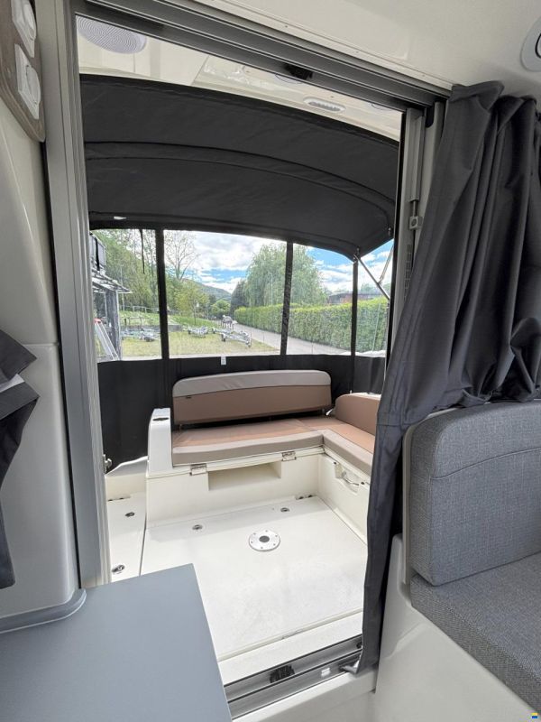 Quicksilver 705 Weekend