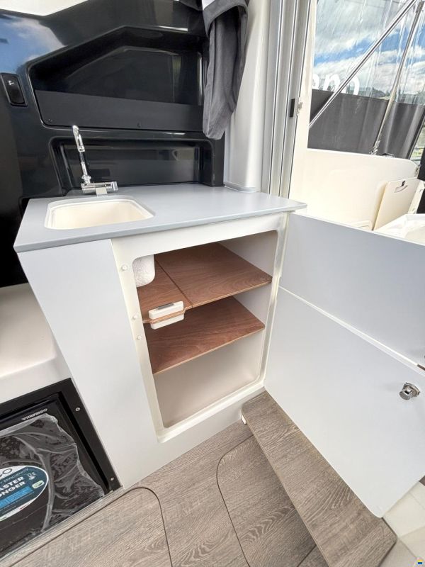 Quicksilver 705 Weekend