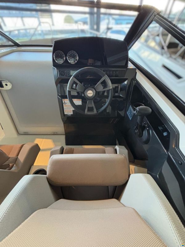 Quicksilver 675 Bowrider