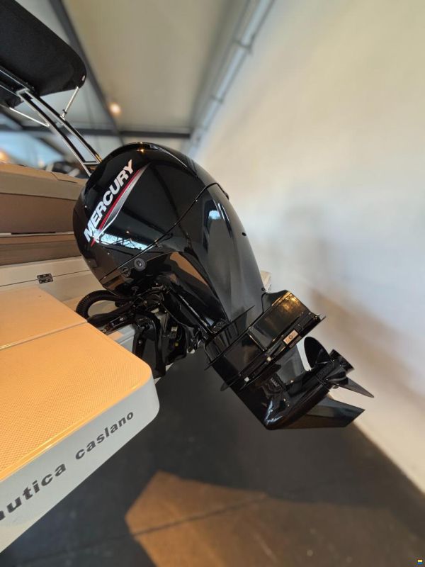 Quicksilver 675 Bowrider