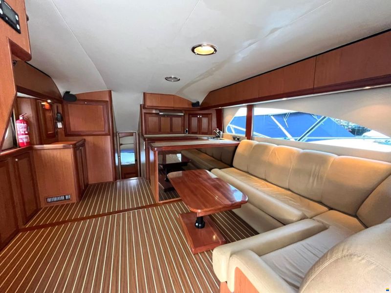 Luhrs 41 Convertible